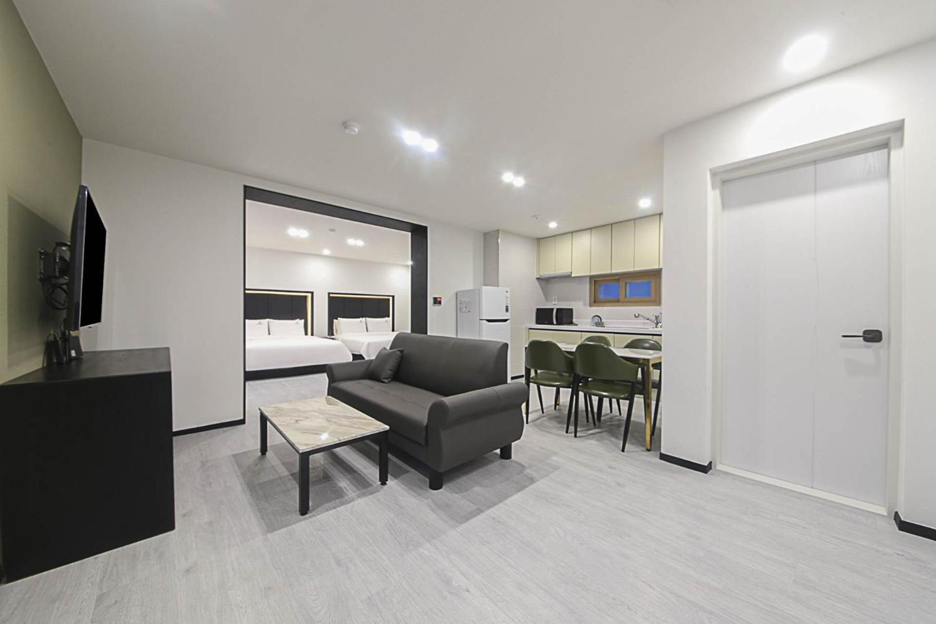 Busan Seomyeon Broa Hotel Екстер'єр фото