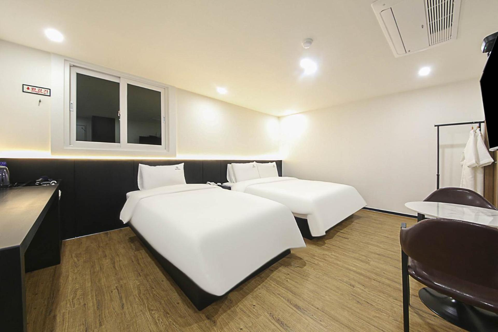 Busan Seomyeon Broa Hotel Екстер'єр фото