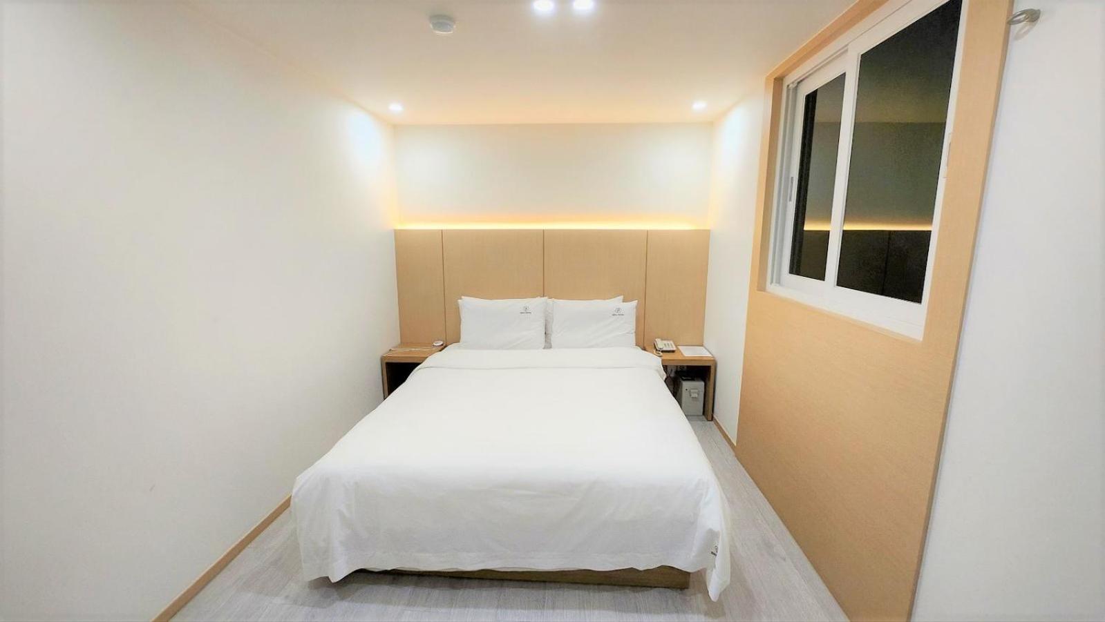 Busan Seomyeon Broa Hotel Екстер'єр фото