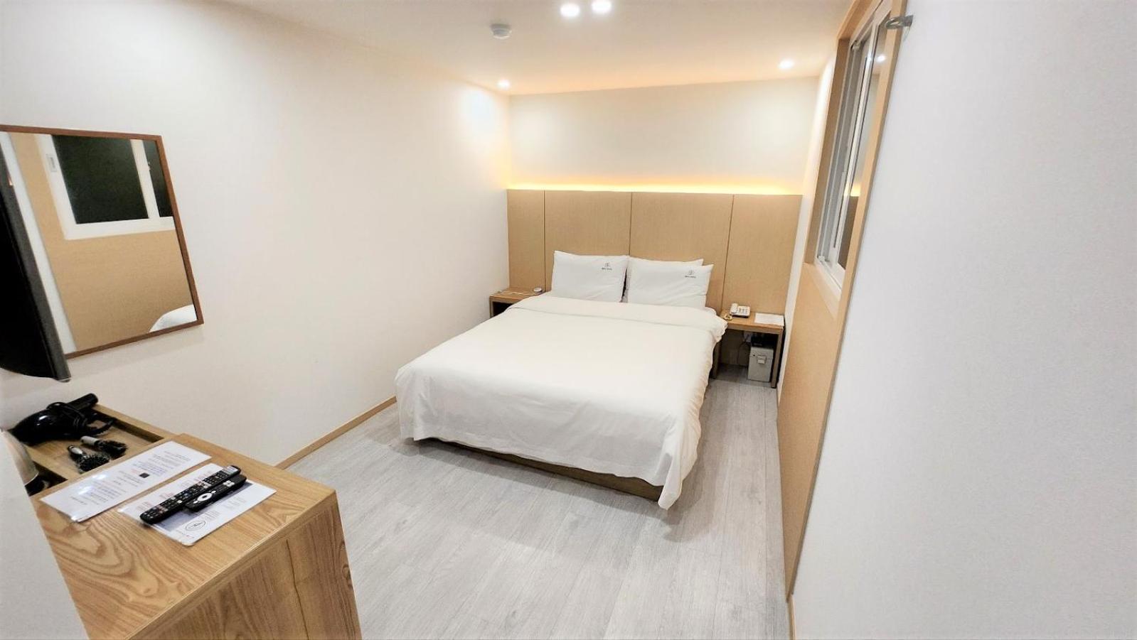 Busan Seomyeon Broa Hotel Екстер'єр фото